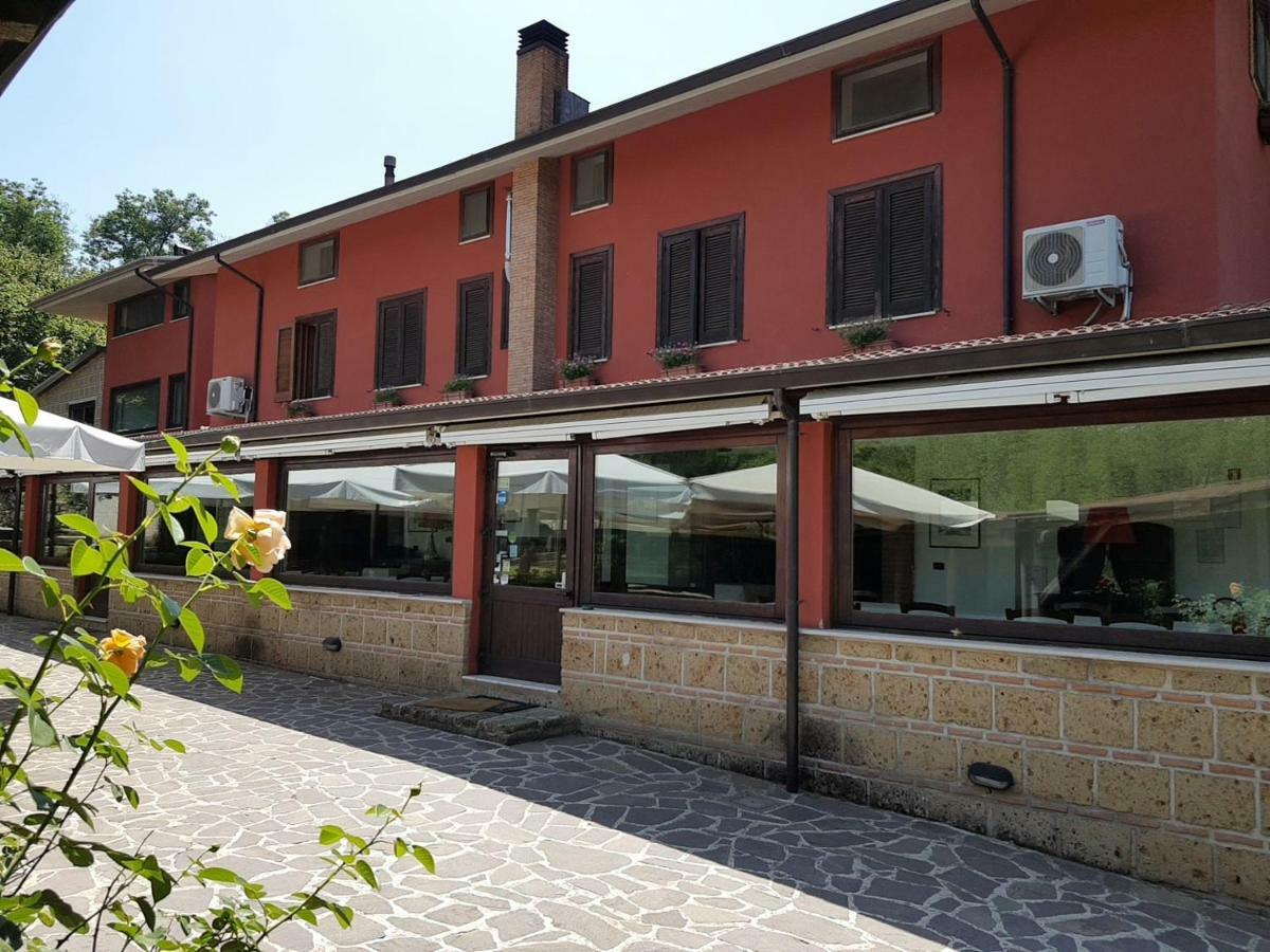 Agriturismo Ricciardelli Willa Contrada  Zewnętrze zdjęcie